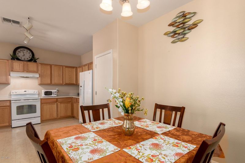 3708 S 54th Glen, Phoenix, AZ 85043