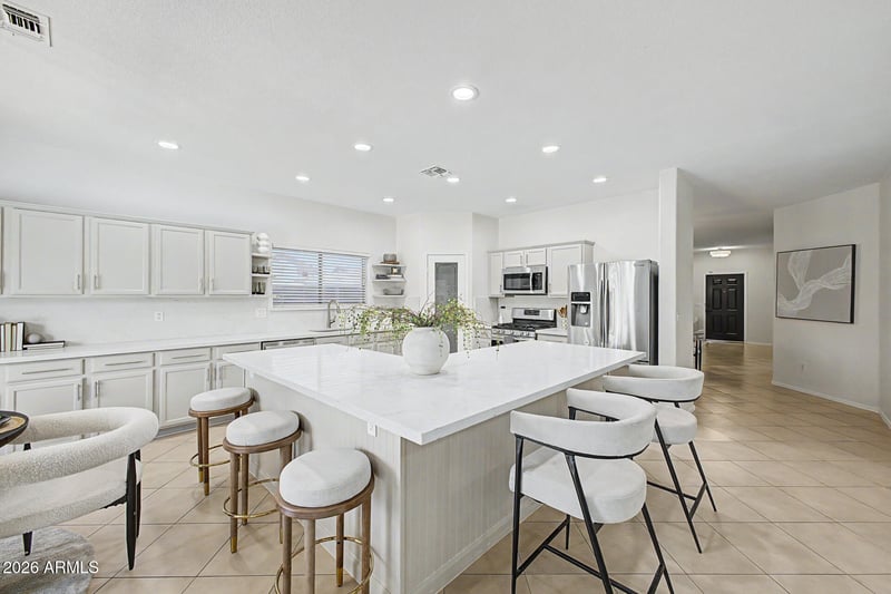 3709 E Betsy Ln, Gilbert, AZ 85296