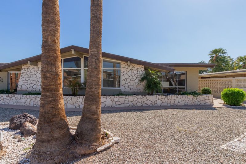 3709 E Glenrosa Ave, Phoenix, AZ 85018