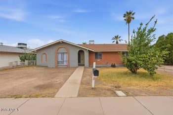 3709 Yucca St, Phoenix, AZ 85029