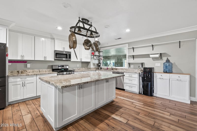 3710 Arbor Cir, Mesa, AZ 85206