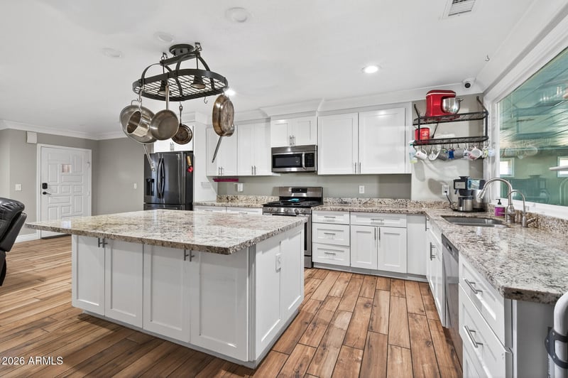 3710 Arbor Cir, Mesa, AZ 85206