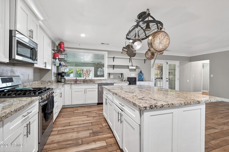 3710 Arbor Cir, Mesa, AZ 85206