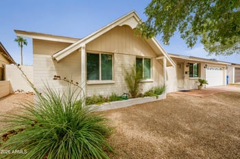 3710 E Ludlow Dr, Phoenix, AZ 85032