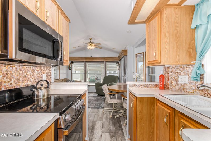 3710 S Goldfield Rd 108 --, Apache Junction, AZ 85119