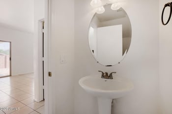 3710 Burgess Ln, Phoenix, AZ 85041
