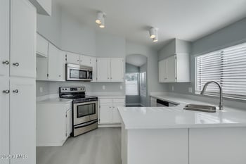 3711 Rosewood Ave, Avondale, AZ 85392