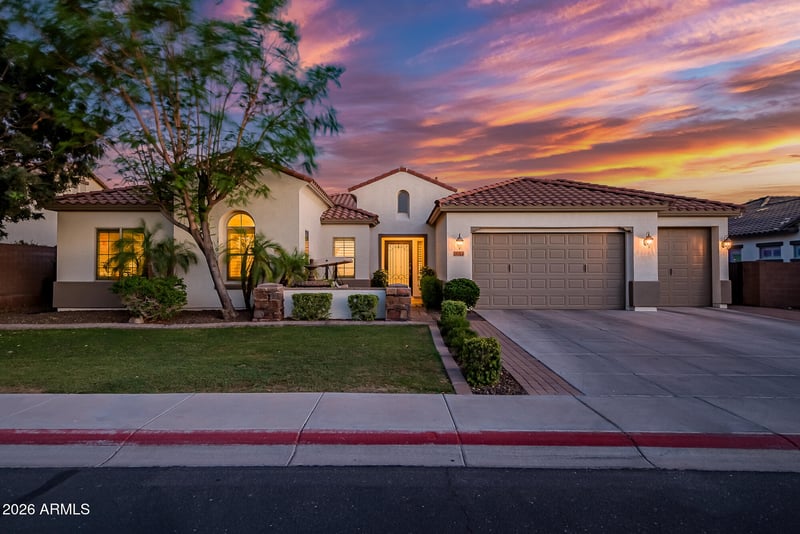 3713 E Ellis St, Mesa, AZ 85205