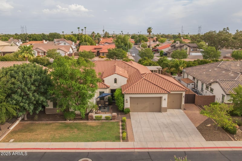 3713 Ellis St, Mesa, AZ 85205