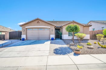 3713 W Abrams Dr, New River, AZ 85087