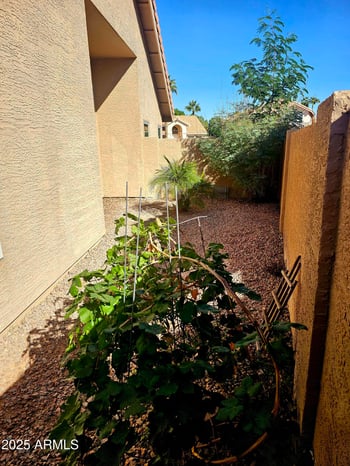 3713 Windsong Dr, Phoenix, AZ 85048