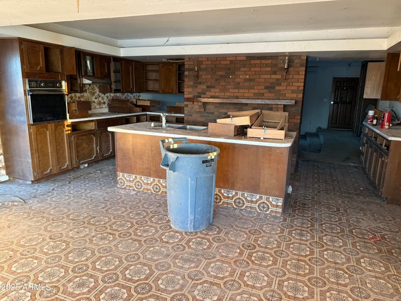 3714 Behrend Dr, Glendale, AZ 85308