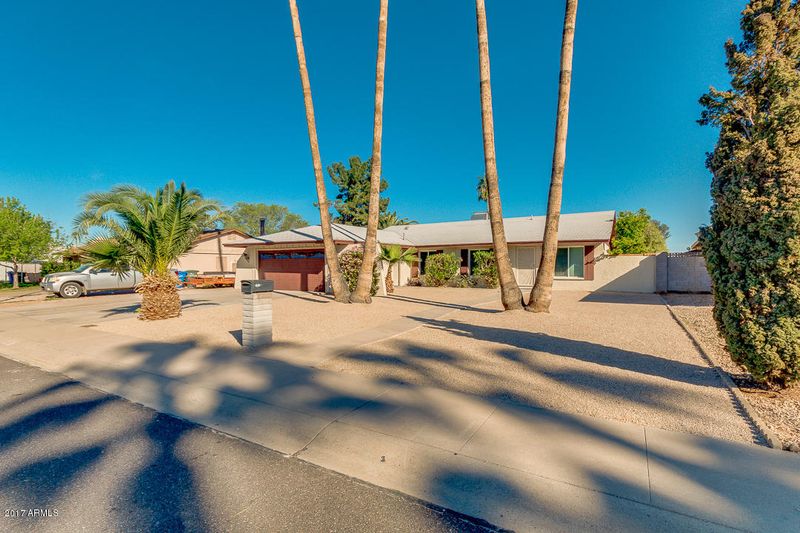 3714 W Calavar Rd, Phoenix, AZ 85053
