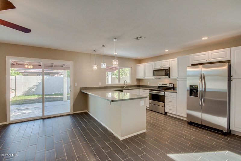 3714 W Calavar Rd, Phoenix, AZ 85053