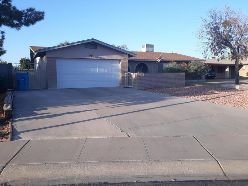 3714 W Davidson Ln, Phoenix, AZ 85051