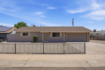 3714 Echo Ln, Phoenix, AZ 85051
