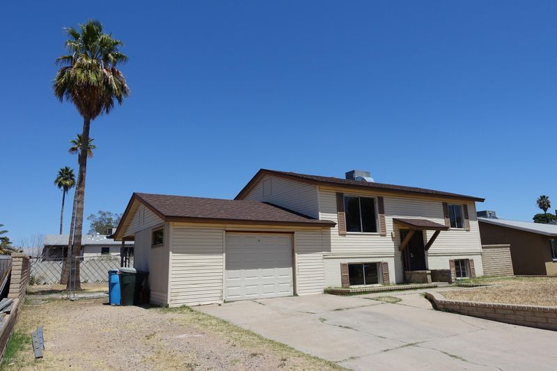 3714 W Windrose Dr, Phoenix, AZ 85029