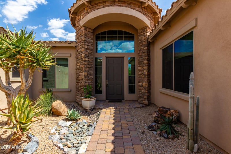 37143 Greythorn Cir, Carefree, AZ 85377
