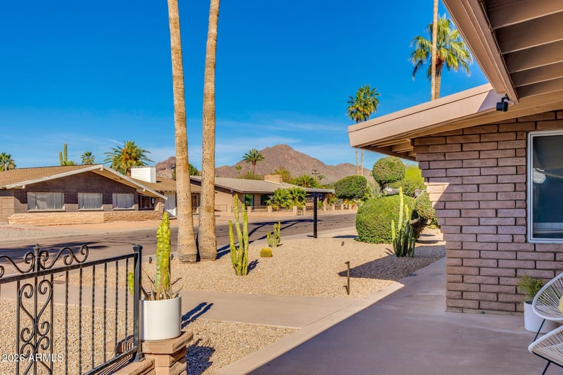 3715 Glenrosa Ave, Phoenix, AZ 85018