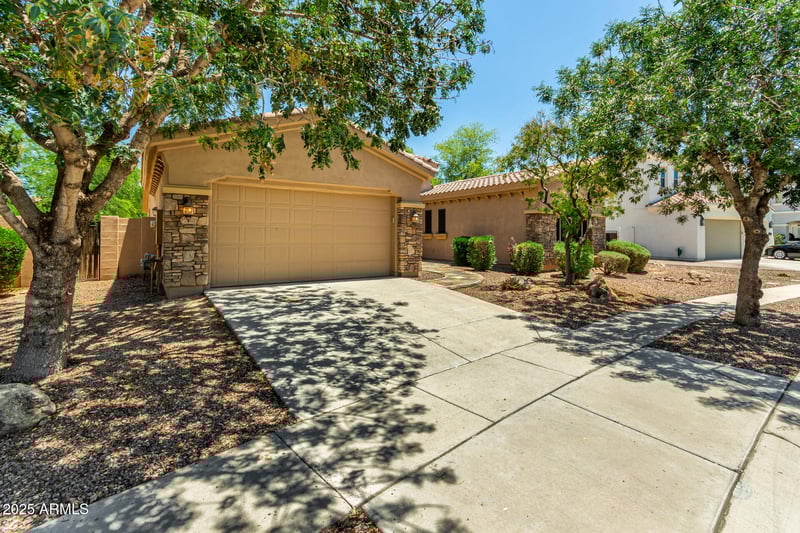 3715 Skyline Dr, Gilbert, AZ 85297