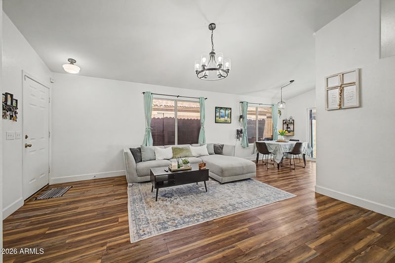 3715 Chama Dr, Glendale, AZ 85310