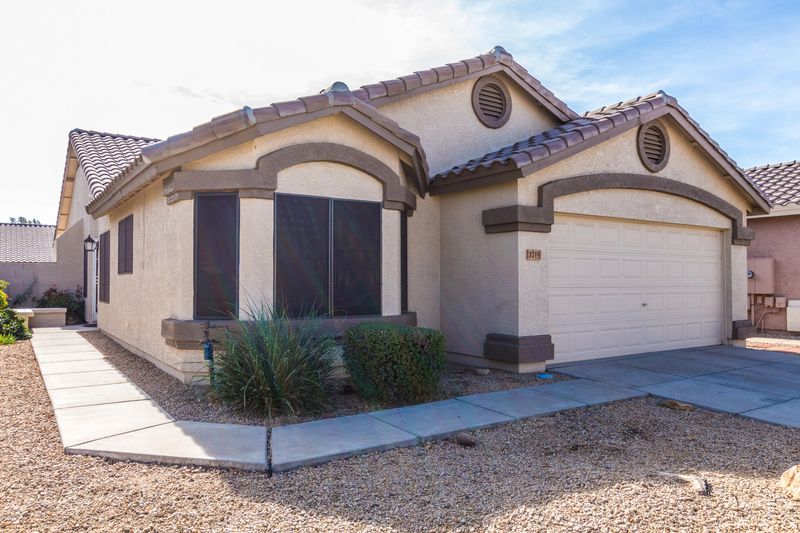 3715 W Tonopah Dr, Glendale, AZ 85308