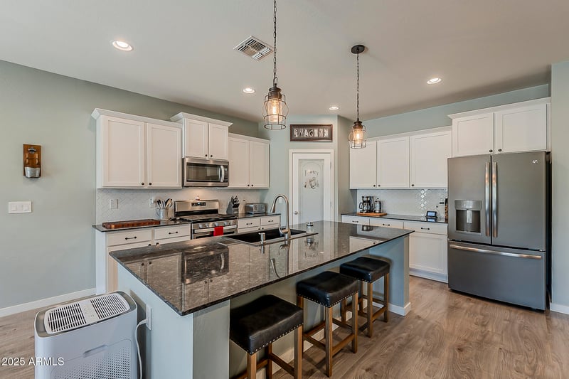 37159 El Morro Trl, San Tan Valley, AZ 85140
