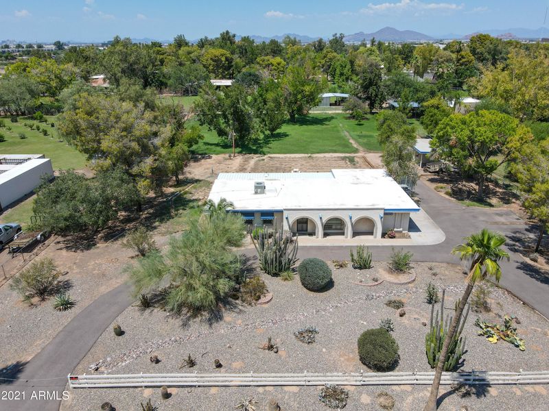 3716 E Vineyard Rd, Phoenix, AZ 85042