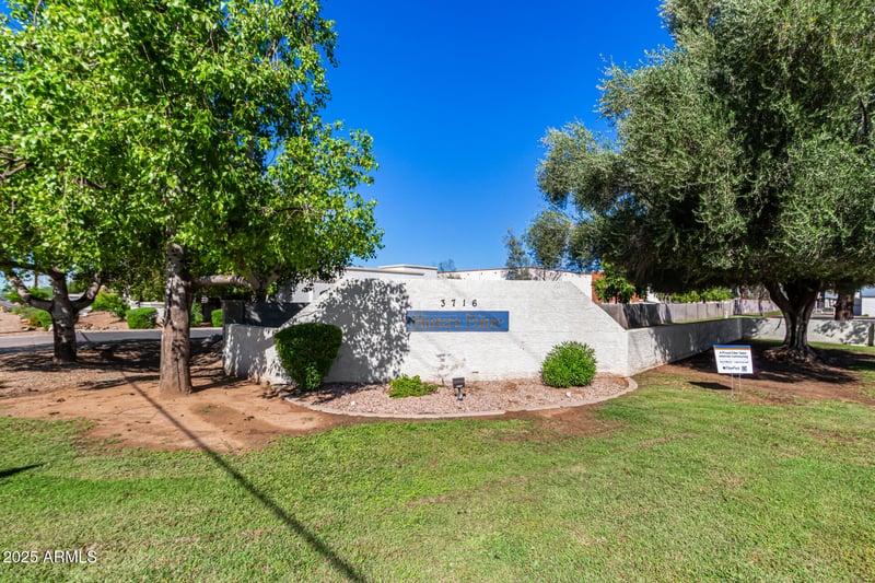 3716 University Dr #2030, Mesa, AZ 85205