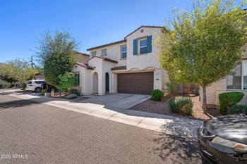 3717 E Cheery Lynn Rd, Phoenix, AZ 85018