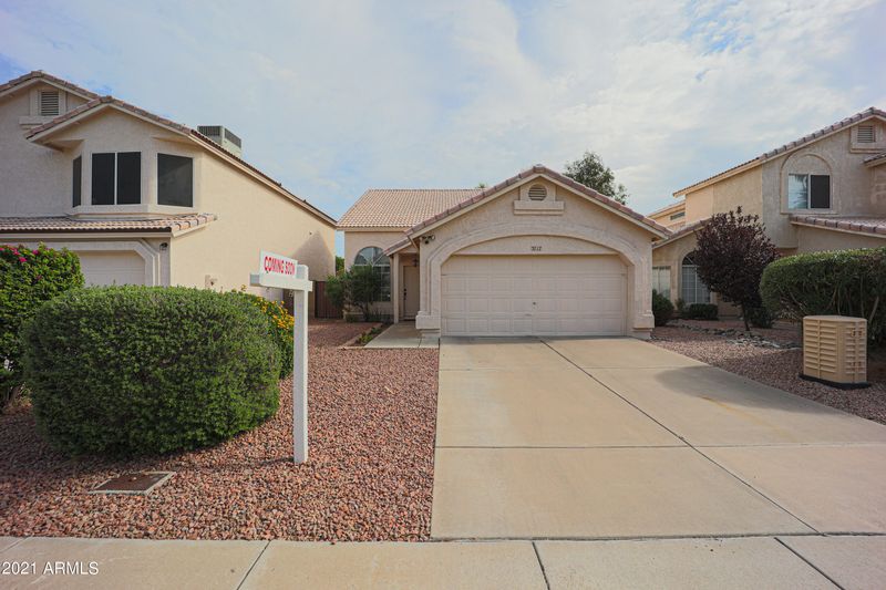 3717 E Taro Ln, Phoenix, AZ 85050