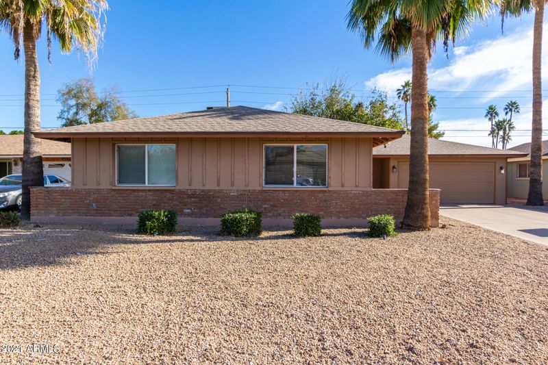 3717 S Kenneth Pl, Tempe, AZ 85282