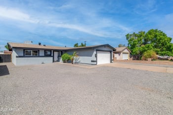 3718 Diana Ave, Phoenix, AZ 85051