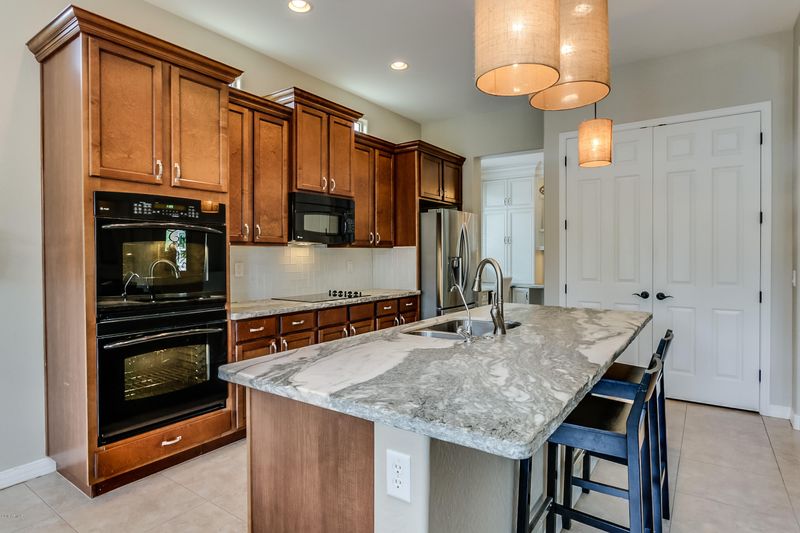 3718 E Morrison Ranch Pw, Gilbert, AZ 85296