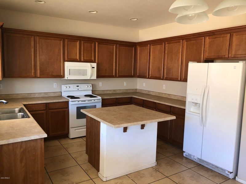 3718 W Apollo Rd, Phoenix, AZ 85041