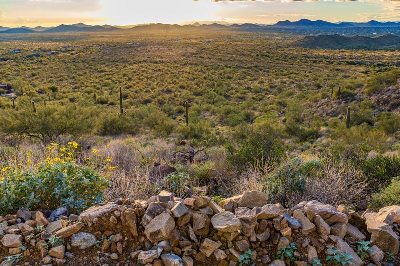 37185 N 38th St #-, Cave Creek, AZ 85331