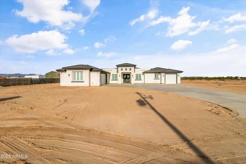 3719 335th Ave, Tonopah, AZ 85354