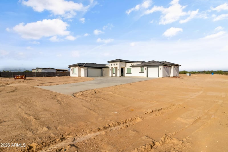 3719 335th Ave, Tonopah, AZ 85354