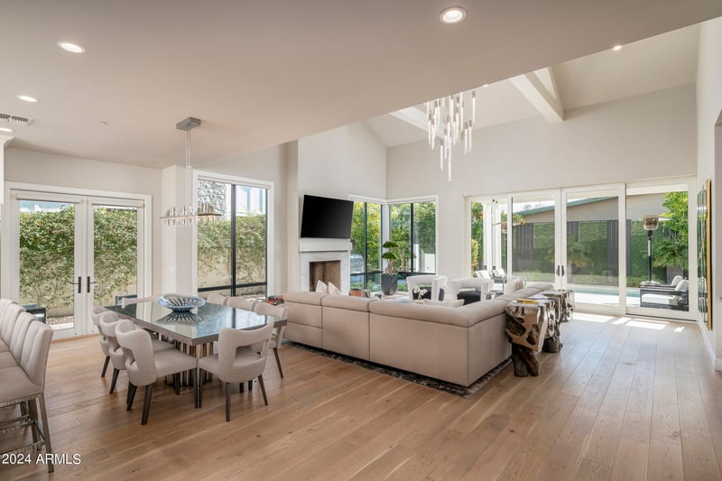 3719 E Sells Dr, Phoenix, AZ 85018