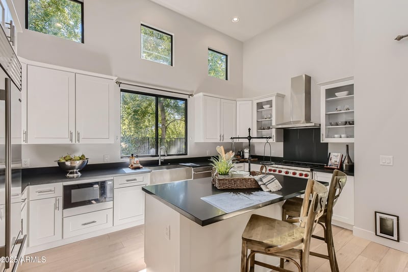 3720 40th Pl, Phoenix, AZ 85018