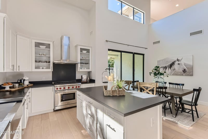 3720 40th Pl, Phoenix, AZ 85018