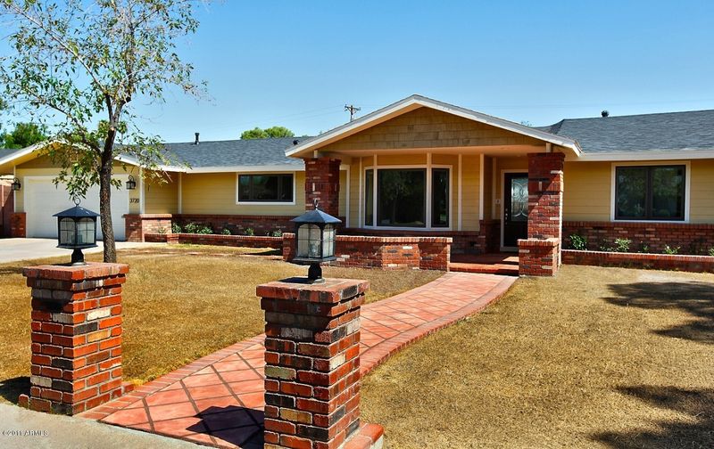 3720 E Highland Ave, Phoenix, AZ 85018