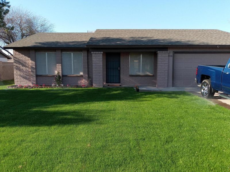 3720 W Grovers Ave, Glendale, AZ 85308
