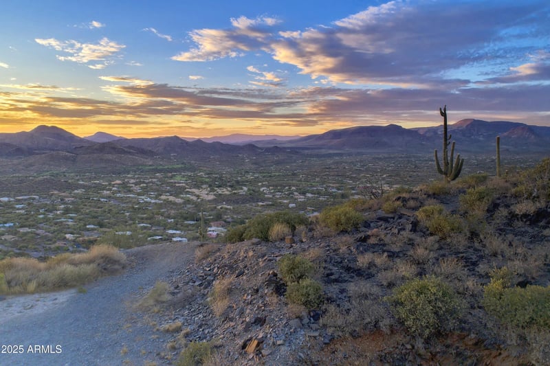 37200 School House Rd #3, Cave Creek, AZ 85331