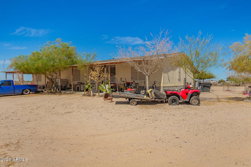 37203 Hilton Ave, Tonopah, AZ 85354