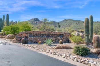 37207 Nighthawk Way #5, Carefree, AZ 85377