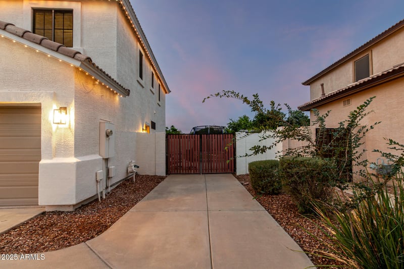 3721 Martingale Rd, Gilbert, AZ 85297