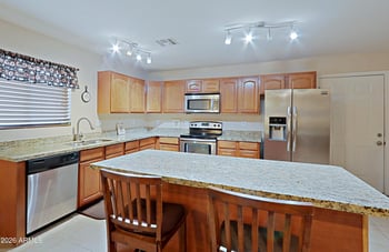 3721 W Calavar Rd, Phoenix, AZ 85053
