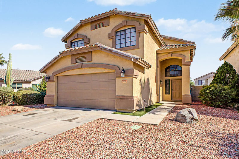 3721 W Runion Dr, Glendale, AZ 85308