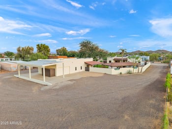 37216 15th Ave, Phoenix, AZ 85086
